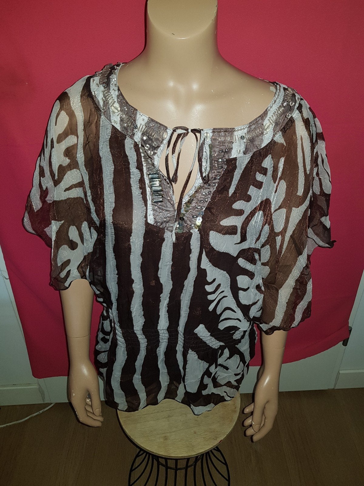 Shirt (526), Ophalen of Verzenden, Zo goed als nieuw, Bruin, Korte mouw
