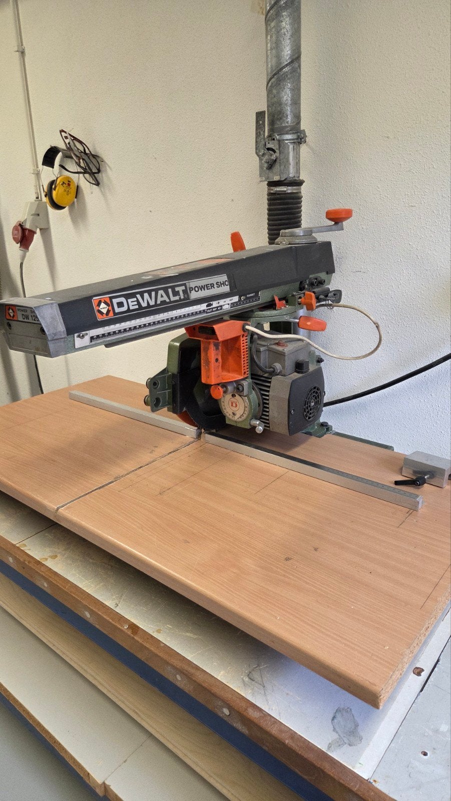 DeWalt Afkortzaag, Doe-het-zelf en Verbouw, Gereedschap | Zaagmachines, Ophalen, Gebruikt, 70 mm of meer, Afkortzaag