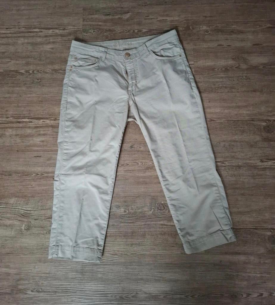 Parami Capri broek zandkleurig - Maat 42, Parami, Beige, Maat 42/44 (L), Ophalen of Verzenden
