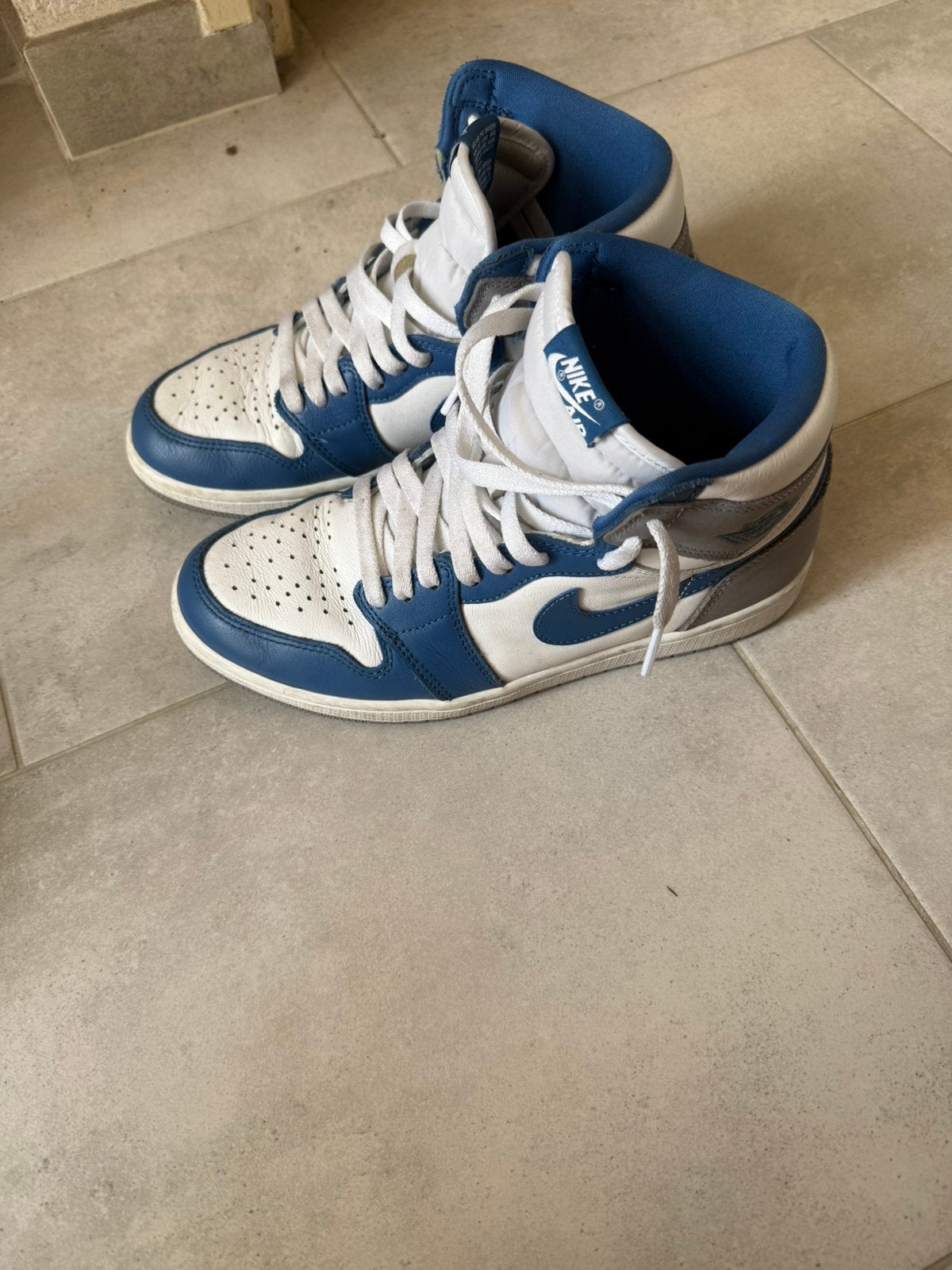 Nike Air Jordan 1 High OG True Blue 42, Kleding | Heren, Schoenen, Ophalen of Verzenden, Zo goed als nieuw, Blauw