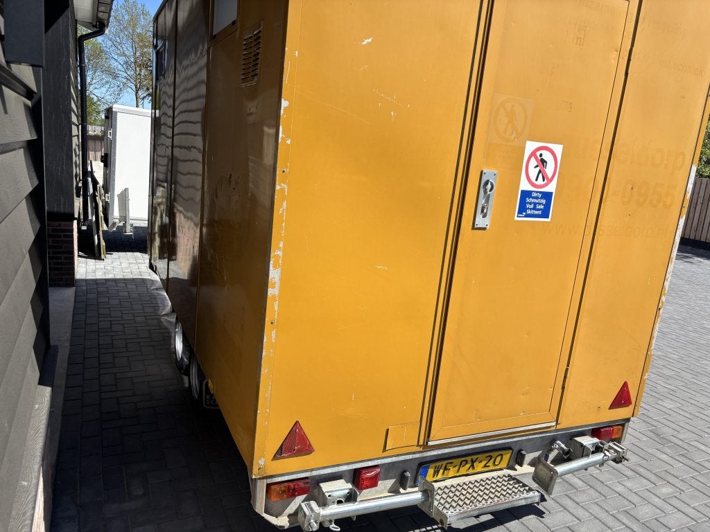 Douchewagen saneringswagen aanhanger aanhangwagen gesloten, Gebruikt