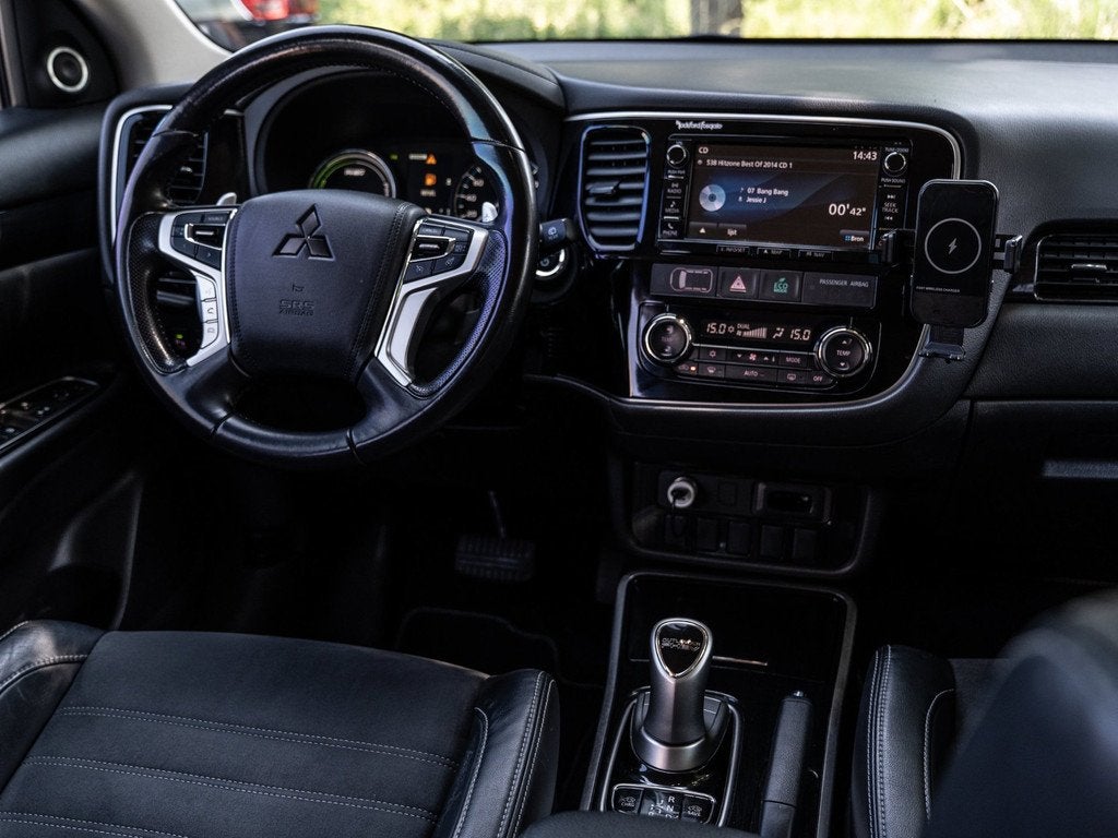 Mitsubishi Outlander 2.0 PHEV Executive Edition - STOEL VERW, Auto's, 1998 cc, 4 cilinders, 1820 kg, Zwart