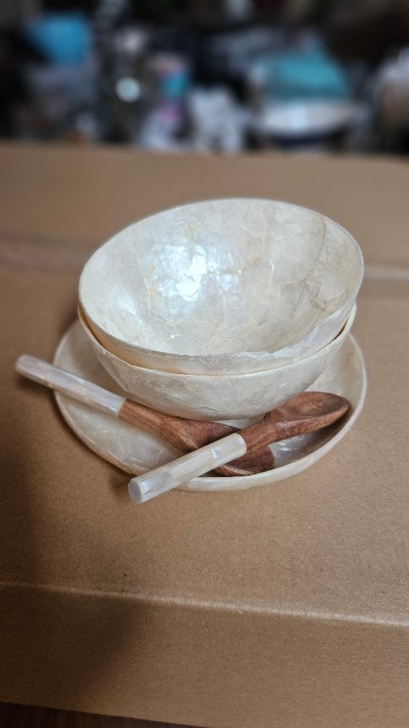 Set schelpenschaaltjes (capiz) met 2 houten lepeltjes, Huis en Inrichting, Ophalen, Overige materialen, Gebruikt, Overige merken