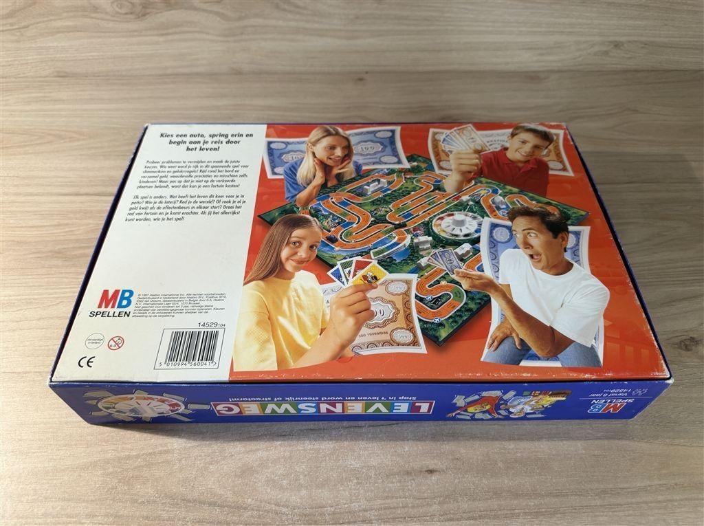 Levensweg - s6176, Hobby en Vrije tijd, Gezelschapsspellen | Bordspellen, Verzenden, Zo goed als nieuw