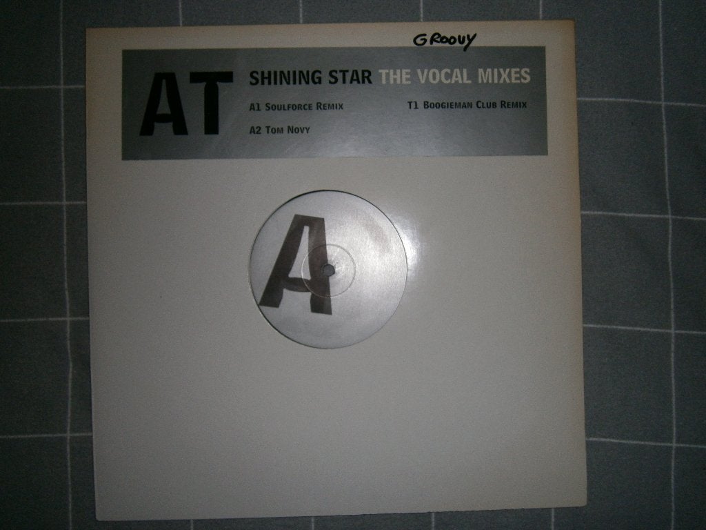 AT – Shining Star (The Vocal Mixes). 2001. Groovy Club House, Cd's en Dvd's, Ophalen, Zo goed als nieuw, 12 inch, Overige typen
