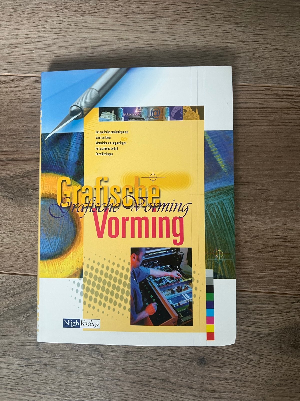 Grafische Vorming - Boek over grafische productie, Ophalen of Verzenden, Gelezen, MBO
