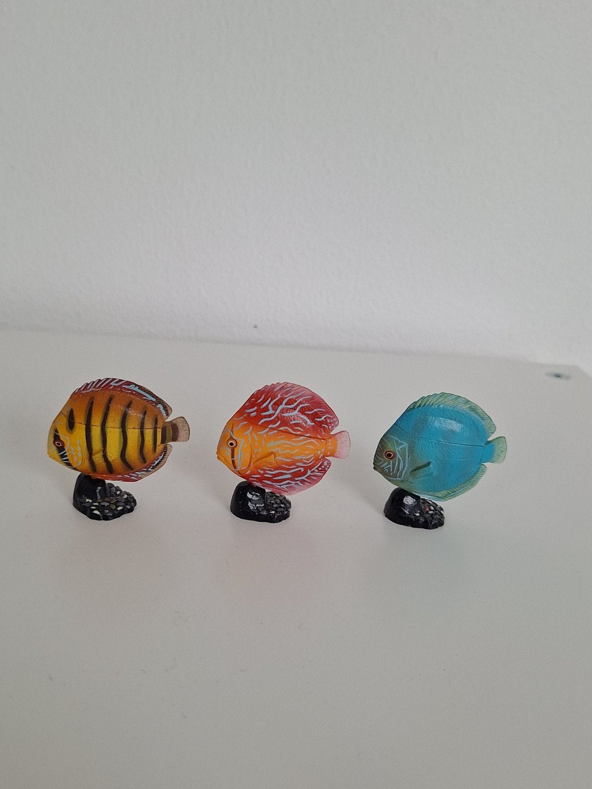 Set miniatuur  Discusvissen, Verzamelen, Dierenverzamelingen, Ophalen of Verzenden, Nieuw, Overige soorten, Beeldje of Figuurtje