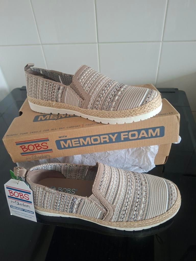 Nieuwe Skechers Bobs  Maat 36, Kleding | Dames, Schoenen, Skechers, Beige, Nieuw, Ophalen of Verzenden