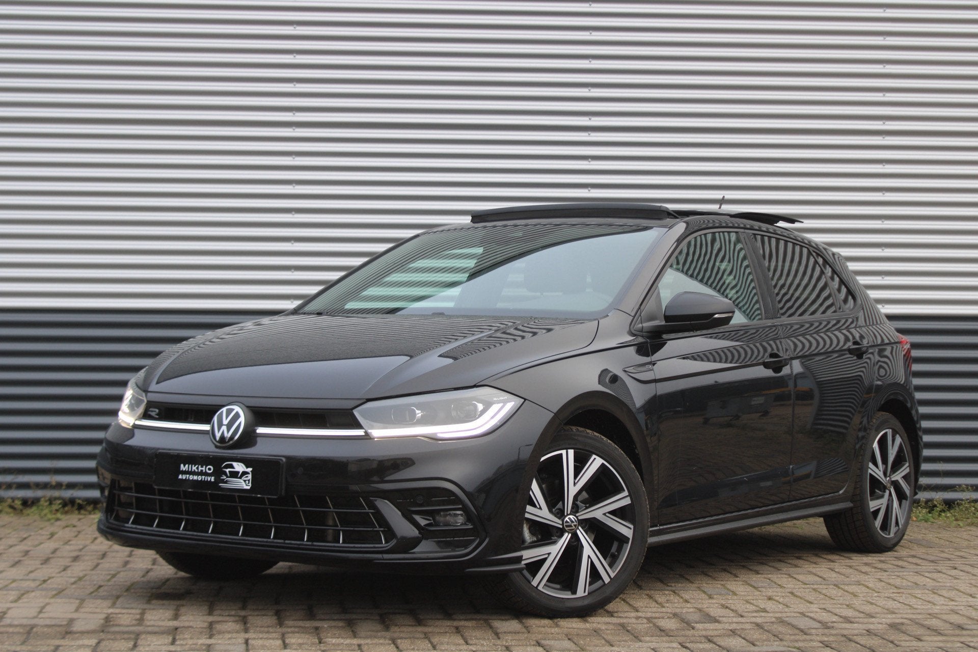 Volkswagen Polo 1.0 TSI 3x R-Line | Panoramadak| Camera | Ad, Zwart, 1096 kg, Zwart, Origineel Nederlands