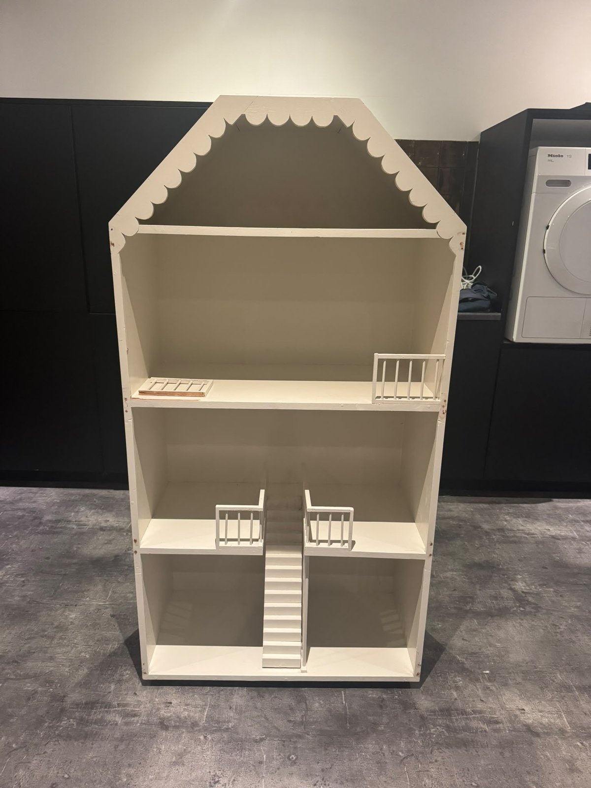 Poppenhuis/ barbiehuis, Ophalen, Gebruikt, Poppenhuis