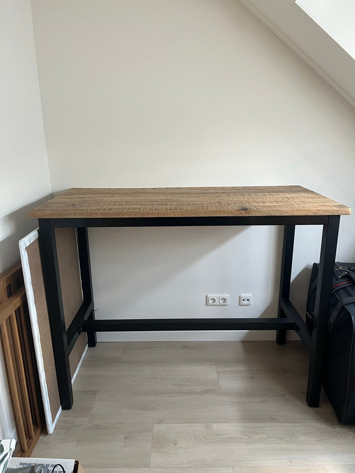 Bartafel Kyan van Leen Bakker - Naturel/Zwart, Ophalen, Gebruikt, 50 tot 100 cm, 100 tot 150 cm