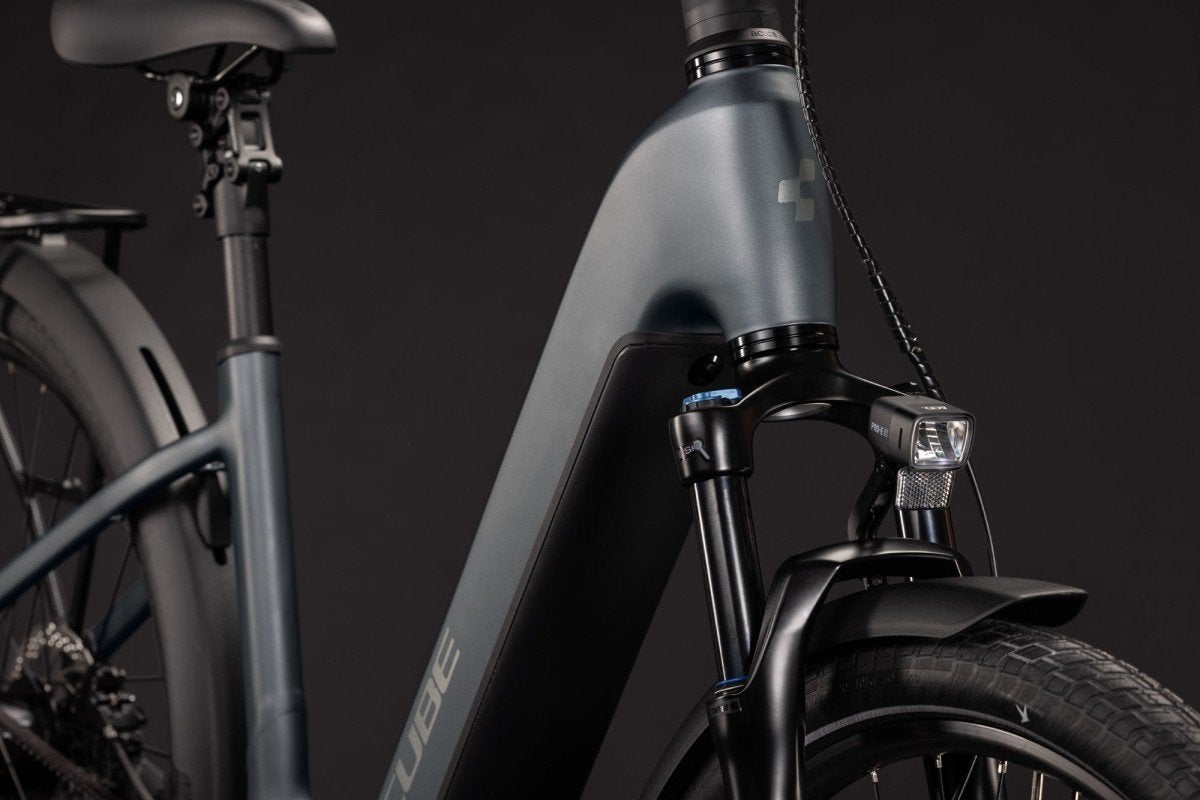CUBE TOURING HYBRID DELUXE SLX 800 Lageinstap, Fietsen en Brommers, Elektrische fietsen, Ophalen, -, -, Nieuw