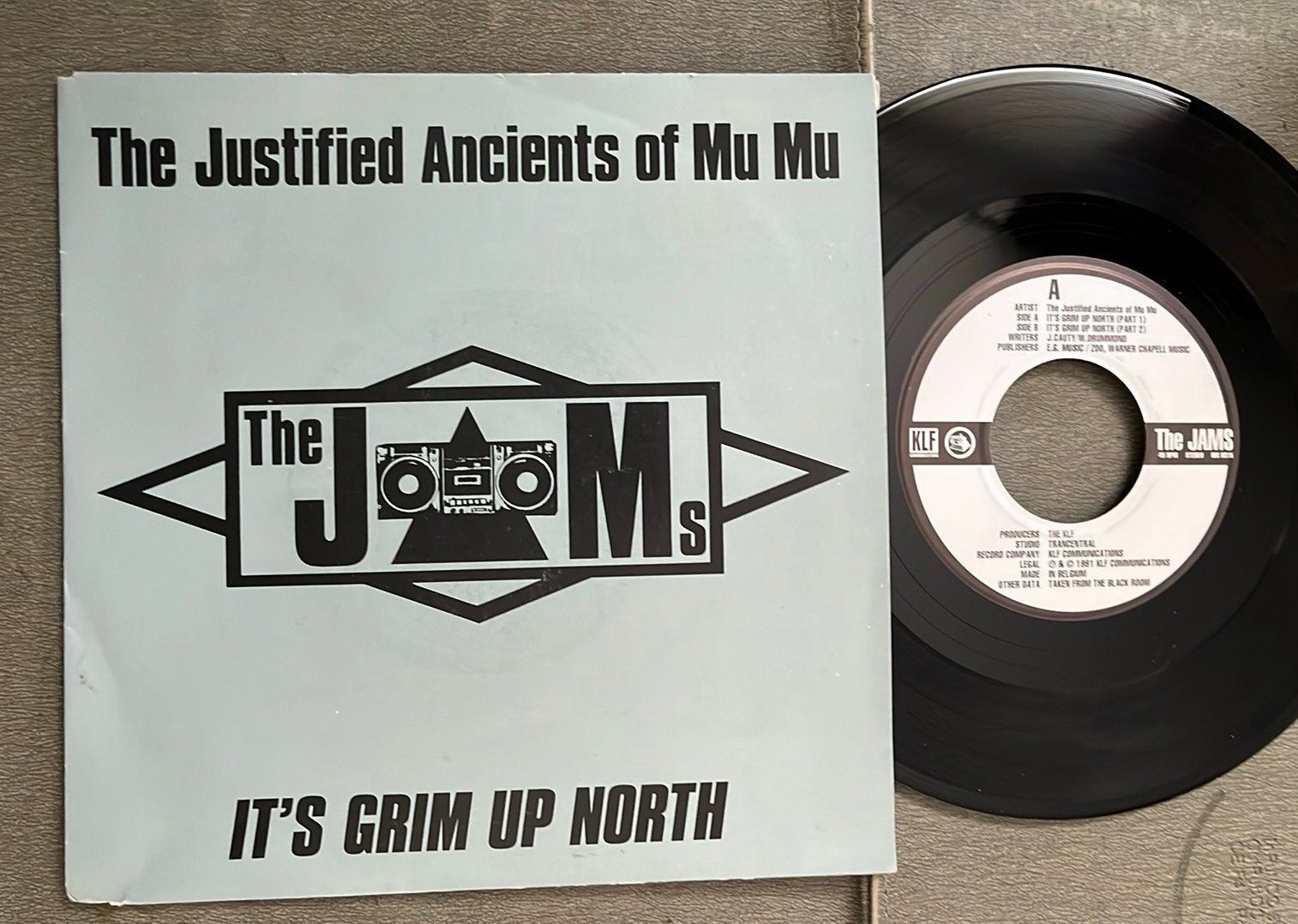 KLF / The Justified Ancients - It’s grim up north 7” BE 1991, Cd's en Dvd's, Vinyl Singles, Gebruikt, 7 inch, Ophalen of Verzenden
