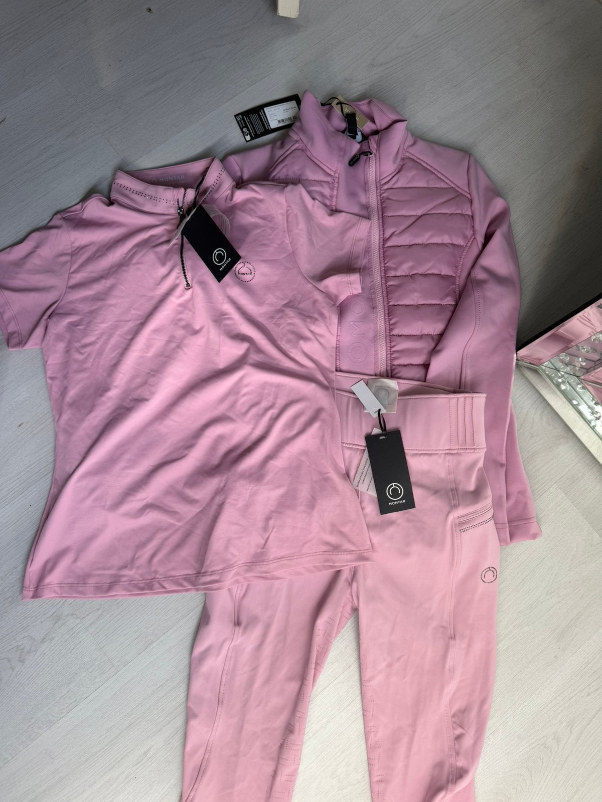 Gloednieuwe set Montar, Dressuur, Nieuw, Ophalen of Verzenden, Roze