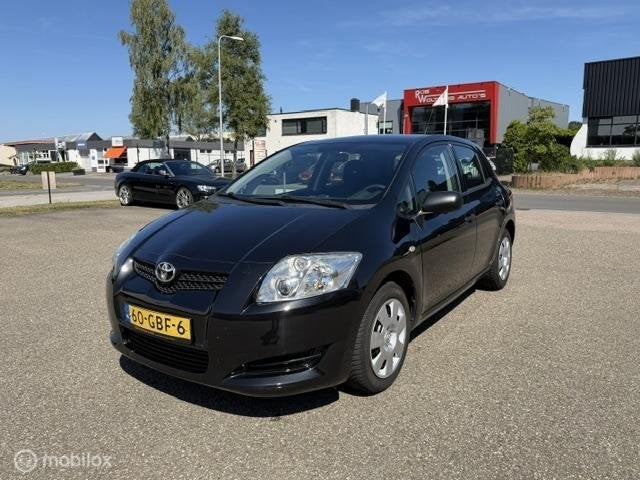 Toyota Auris 1.6-16V Sol, Voorwielaandrijving, 450 kg, Gebruikt, 4 cilinders