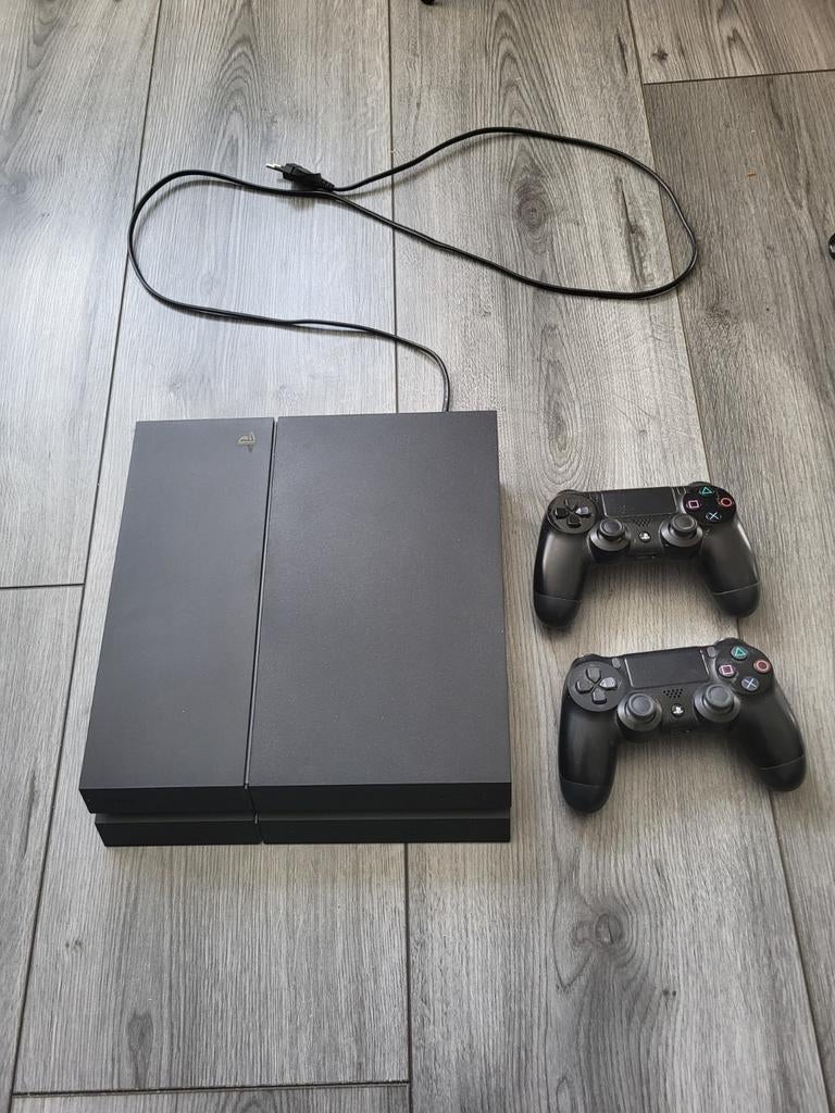 Playstation 4 met 2 controllers, Spelcomputers en Games, Spelcomputers | Sony PlayStation 4, Ophalen, 500 GB, Met 2 controllers