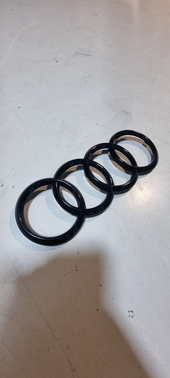 audi grill logo embleem e-tron 50 55 black edition origineel, Auto-onderdelen, Ophalen of Verzenden, Gebruikt, Audi