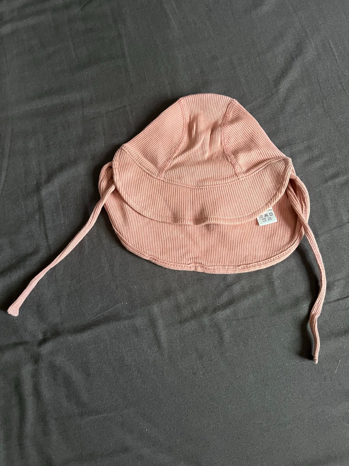 Joha Zonnehoedje Roze - Zacht & Soepel (4-9 maanden), Kinderen en Baby's, Kinderkleding | Mutsen, Sjaals en Handschoenen, Ophalen