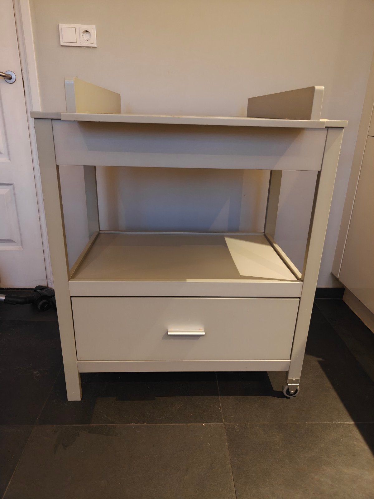 Verschoontafel 100x80x75cm met lade en wielen, Kinderen en Baby's, Ophalen, Gebruikt, 70 cm of meer, 75 tot 100 cm