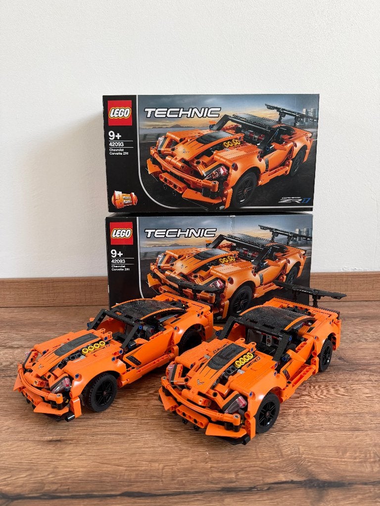 2x LEGO Technic 42093 Chevrolet Corvette ZR1, Ophalen, Lego, Zo goed als nieuw, Technic