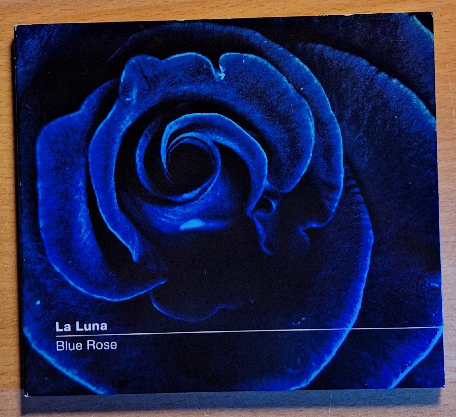 La Luna - Blue Rose CD (Krasvrij in Digipak), Ophalen of Verzenden, Zo goed als nieuw, Album, Digipak