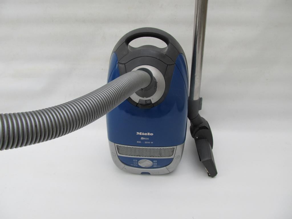 Zeer krachtige 2200 watt Miele S 5221stofzuiger blauw, Witgoed en Apparatuur, Stofzuigers, Gebruikt, Miele, 2000 watt of meer