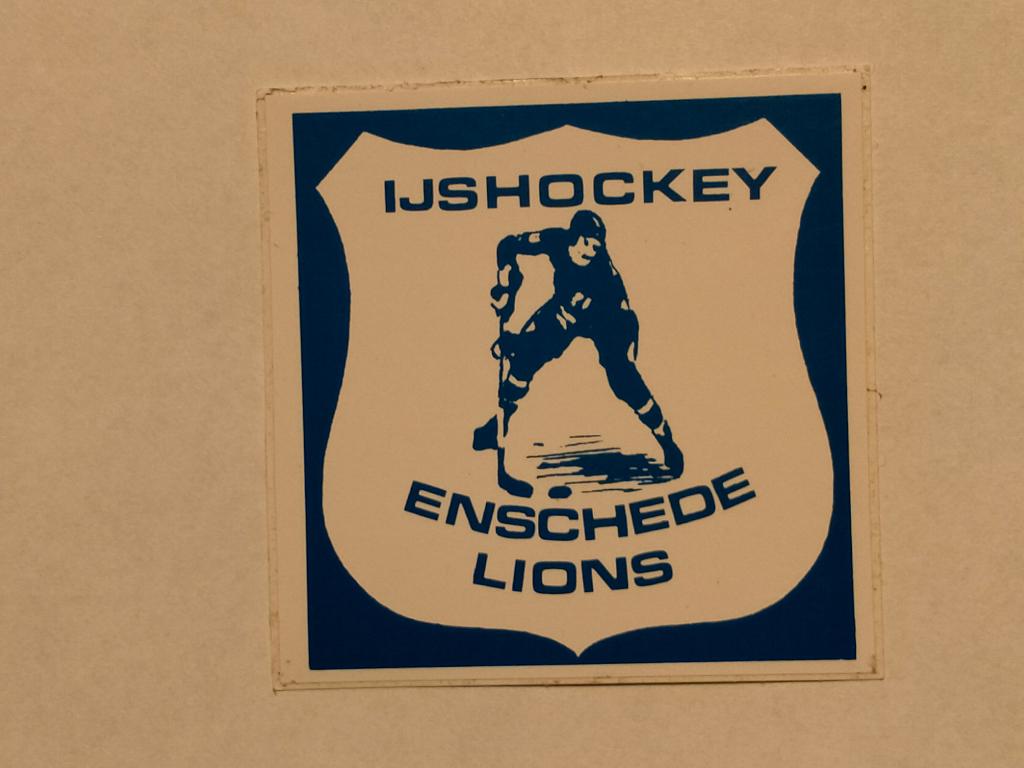 ijshockey Enschede Lions club sport vereniging sticker, Verzamelen, Ophalen of Verzenden, Gebruikt, Bedrijf of Vereniging