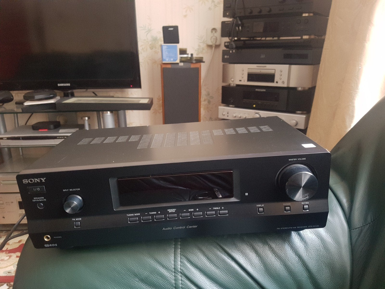 SONY STR-DH130  STEREO  RECEIVER., Ophalen, Zo goed als nieuw, 60 tot 120 watt, Sony