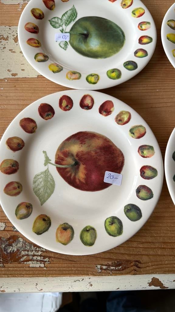 Gien BELLE HÉLÈNE Gebaksbordjes, Huis en Inrichting, Keuken | Servies, Ophalen of Verzenden, Zo goed als nieuw, Bord(en), Overige stijlen