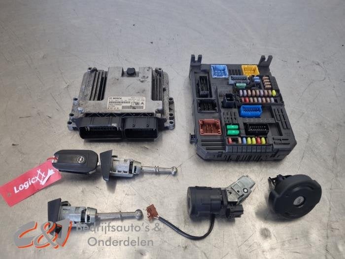 Computer Motormanagement van een Opel Combo