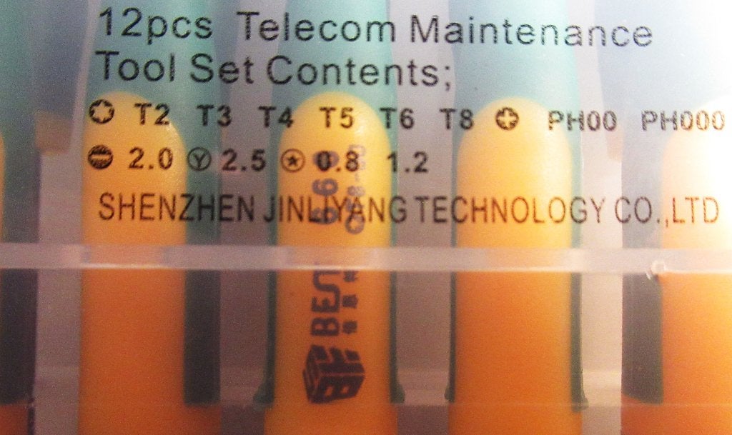Foto 2 van BEST Telecom maintenance Set van 12 pcs Screwdrivers, nieuw.