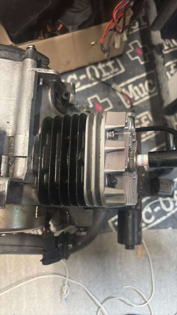 Zip piaggio blok plug en play 70cc, Ophalen, Zo goed als nieuw, Blok