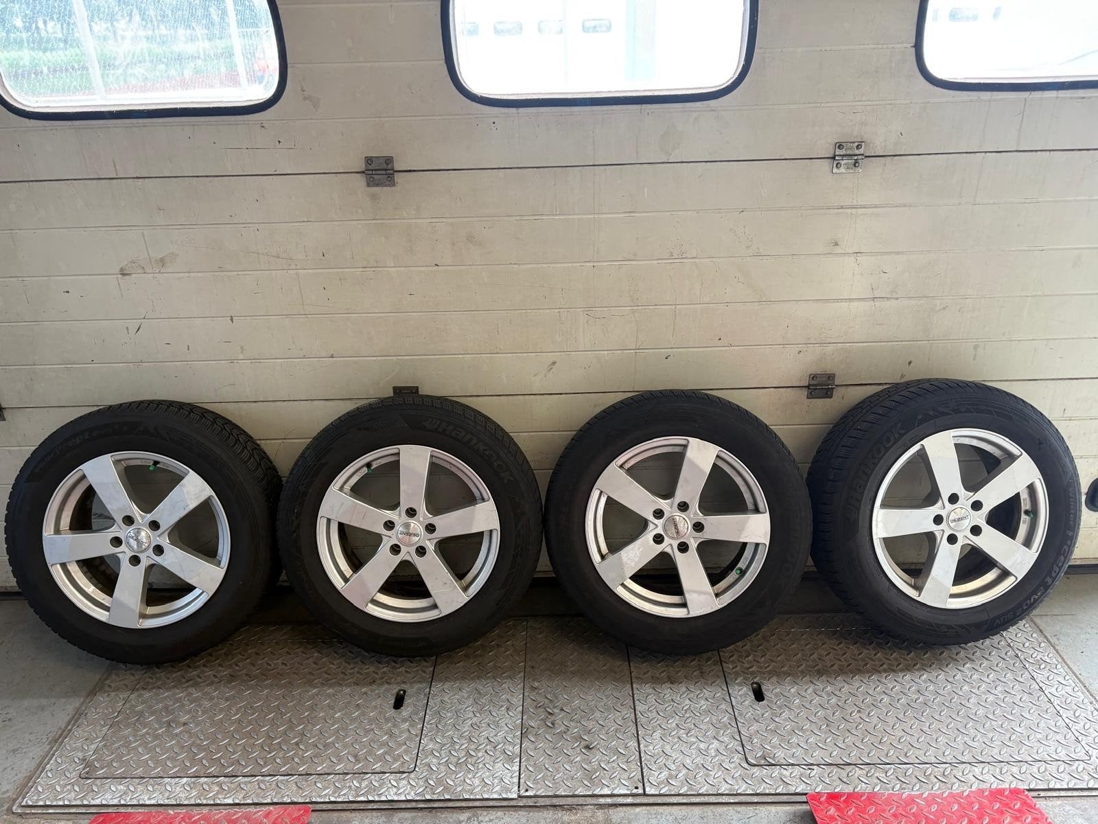 Winterbanden met velgen voor Volkswagen Tiguan 17 inch, Ophalen, Gebruikt