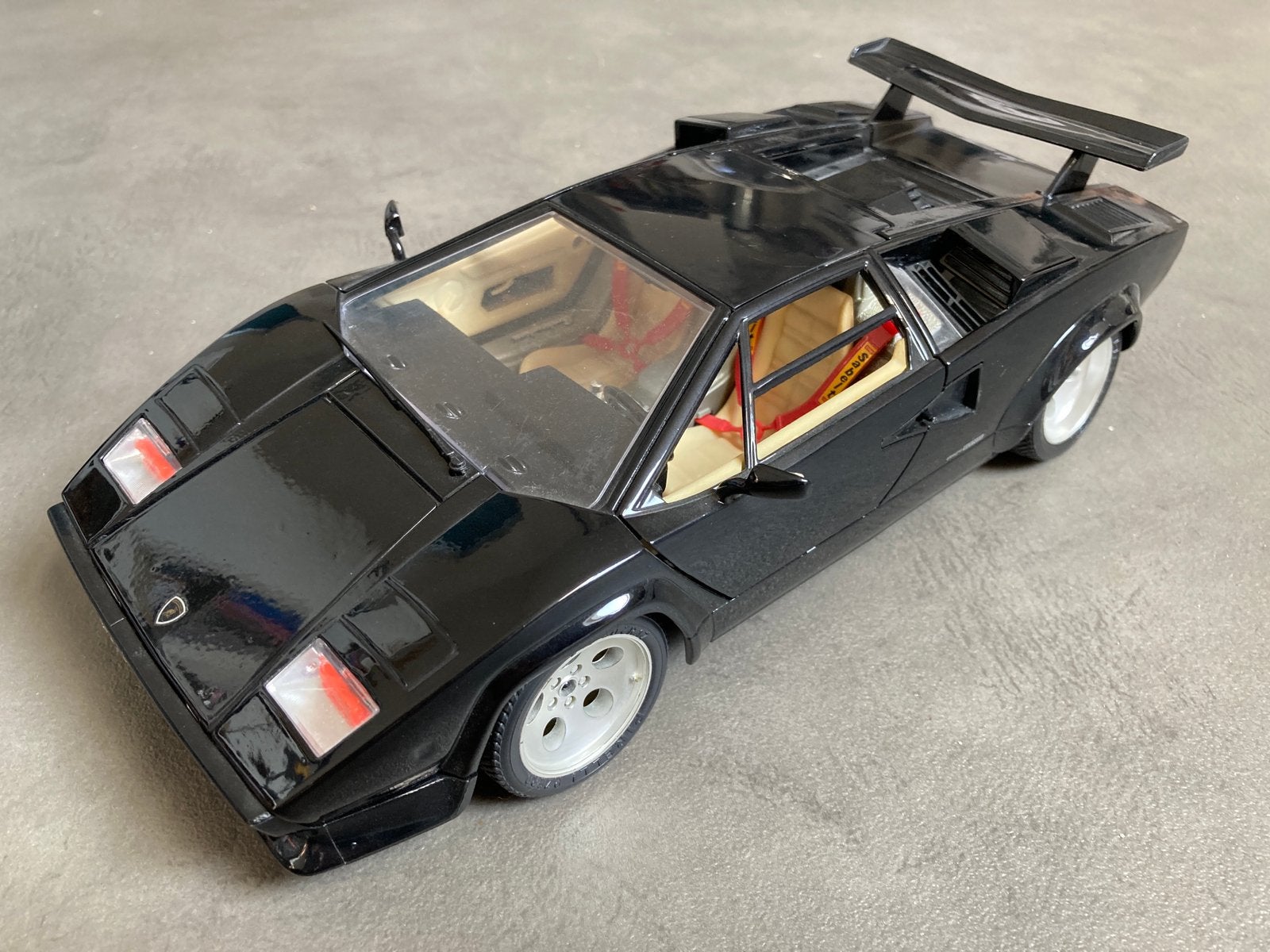 Foto 8 van Bburago 1:18 Schaalmodellen