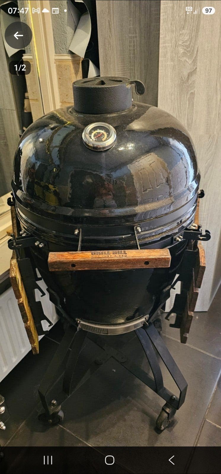 hele mooie grote complete kamado bbq, Ophalen, Zo goed als nieuw