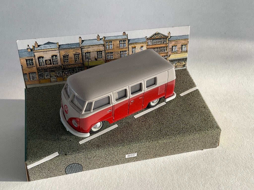 Camping Bus 9. Corgi VW Caravanette T2 1:43, Ophalen of Verzenden, Zo goed als nieuw, Bus of Vrachtwagen, Corgi