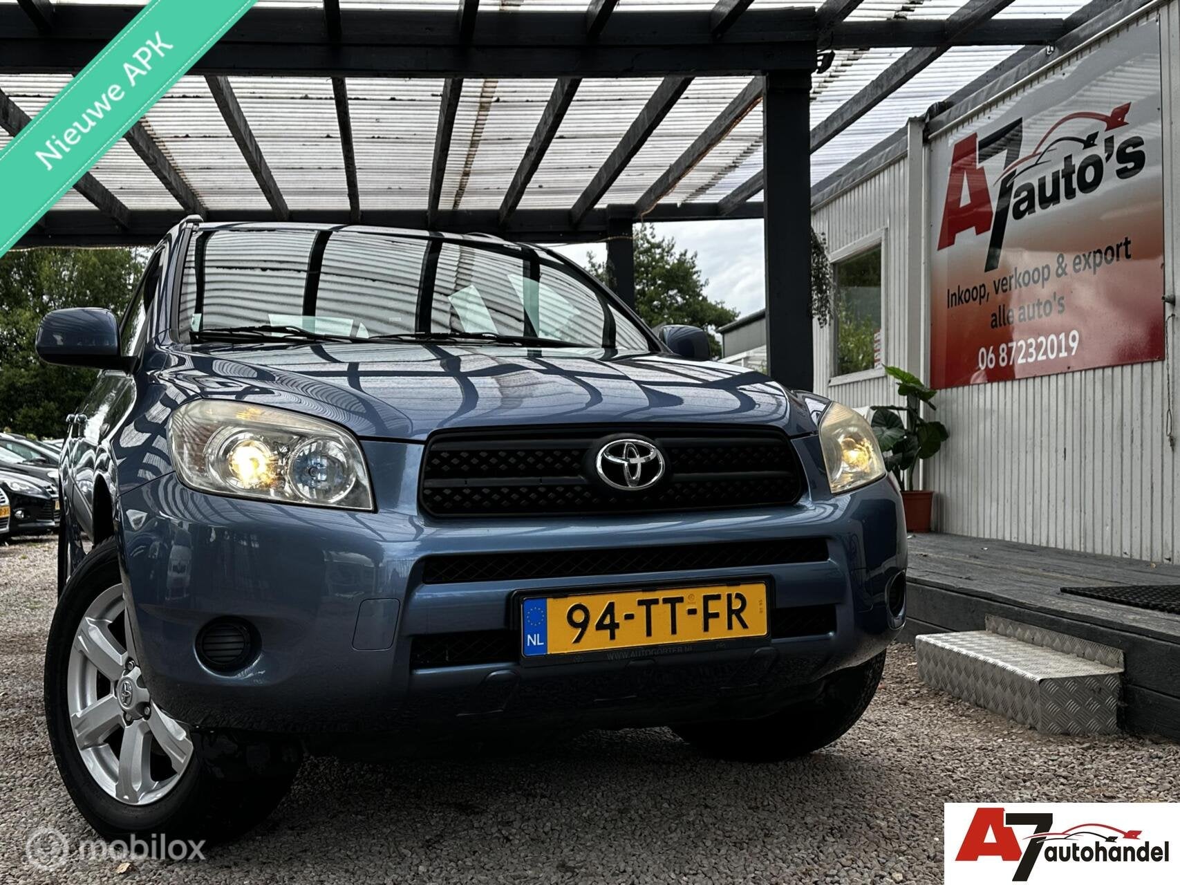 Toyota RAV4 2.0 VVTi Executive Nieuwe APK//Airco, 1998 cc, 4 cilinders, 2000 kg, Blauw