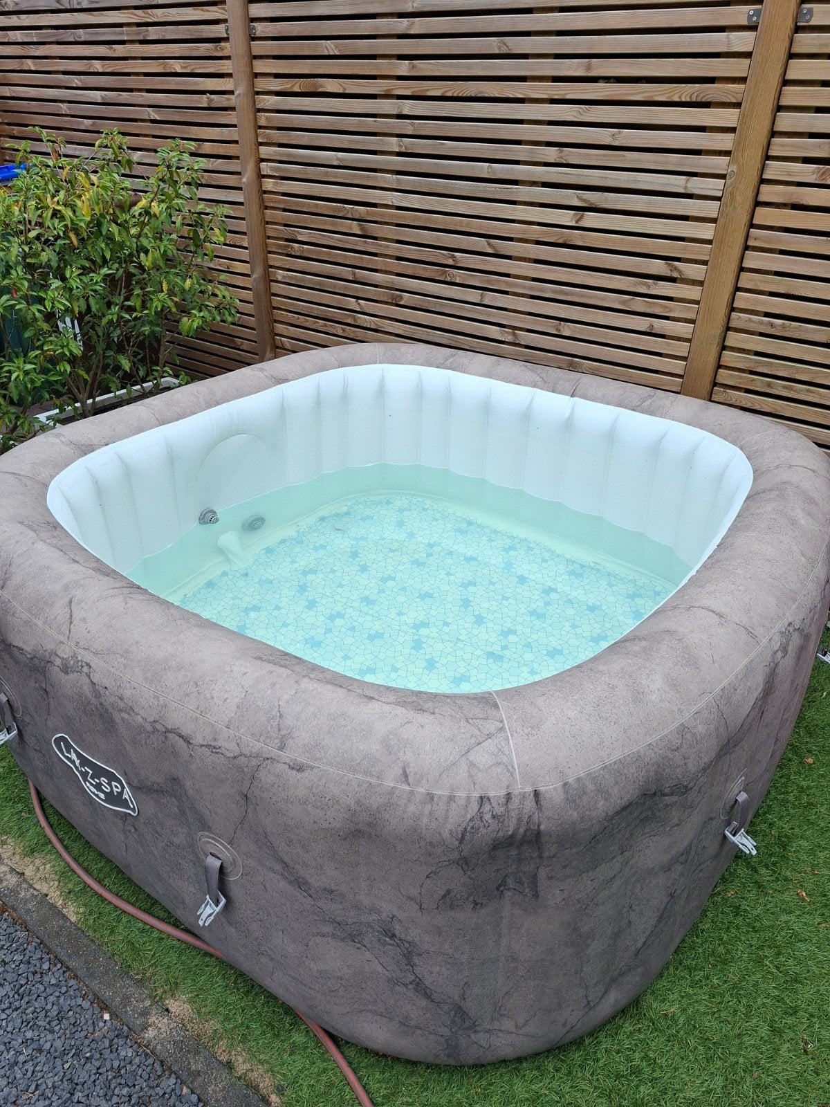 Lay-Z-Spa Rome Opblaasbare Jacuzzi - Zo goed als nieuw, Ophalen, Zo goed als nieuw, Filter, Opblaasbaar
