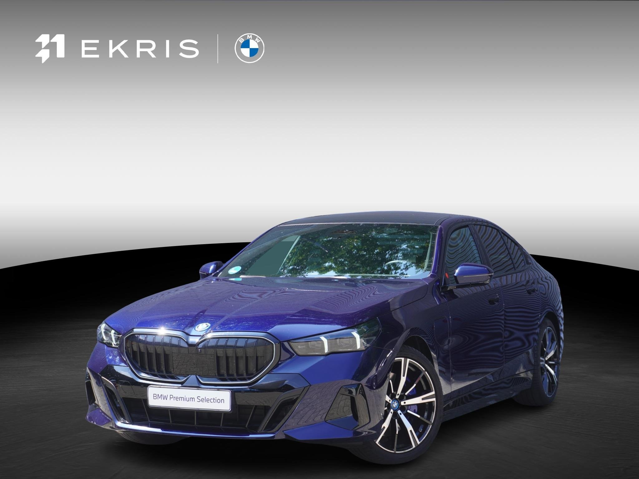 BMW 5 Serie 550e xDrive | M Sportpakket Pro | Comfort Pack |, Auto's, Automaat, Stof, Gebruikt, 135 min