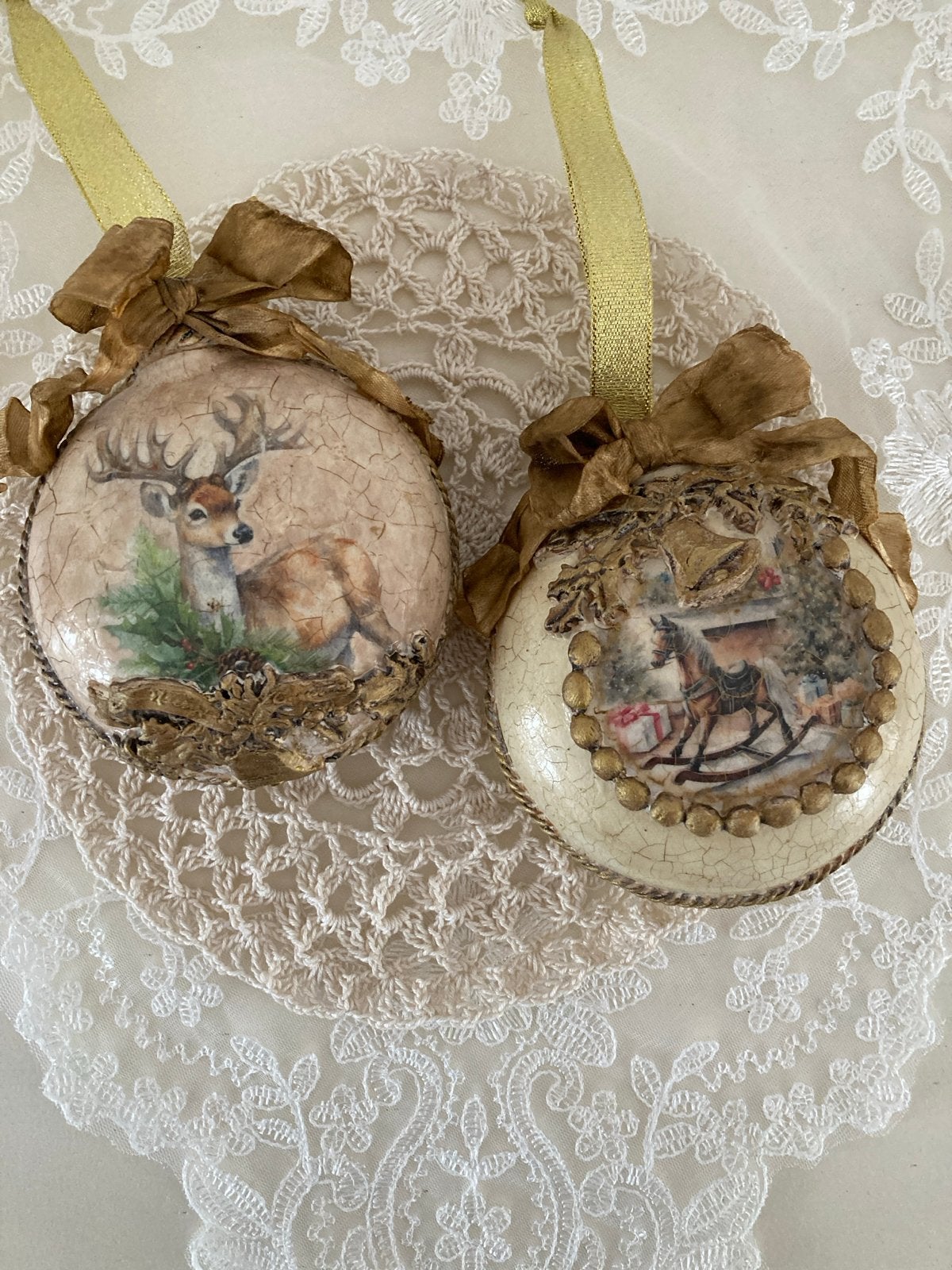 Kerst decoartie kerstballen brocante style, Ophalen of Verzenden