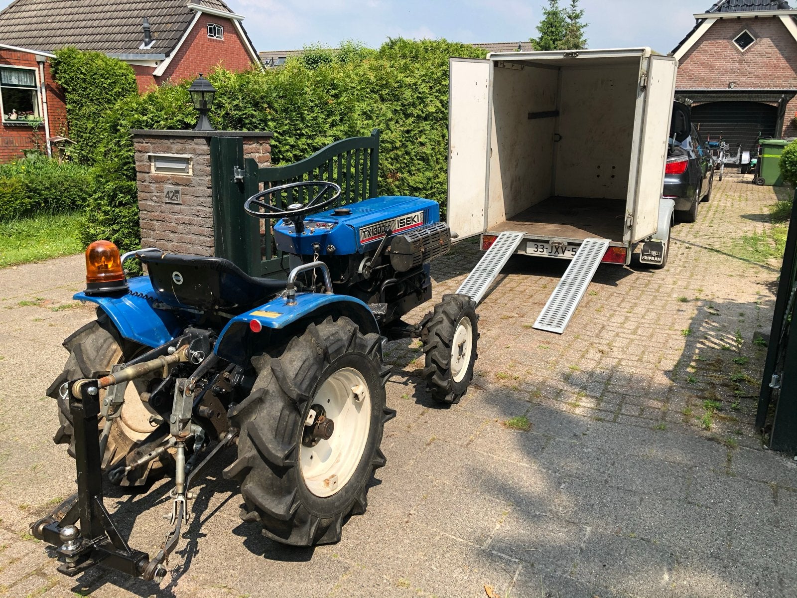 Compacte Iseki TX1300 minitractor met trekhaak, Gebruikt, Tot 2500, Tot 80 Pk, Ophalen