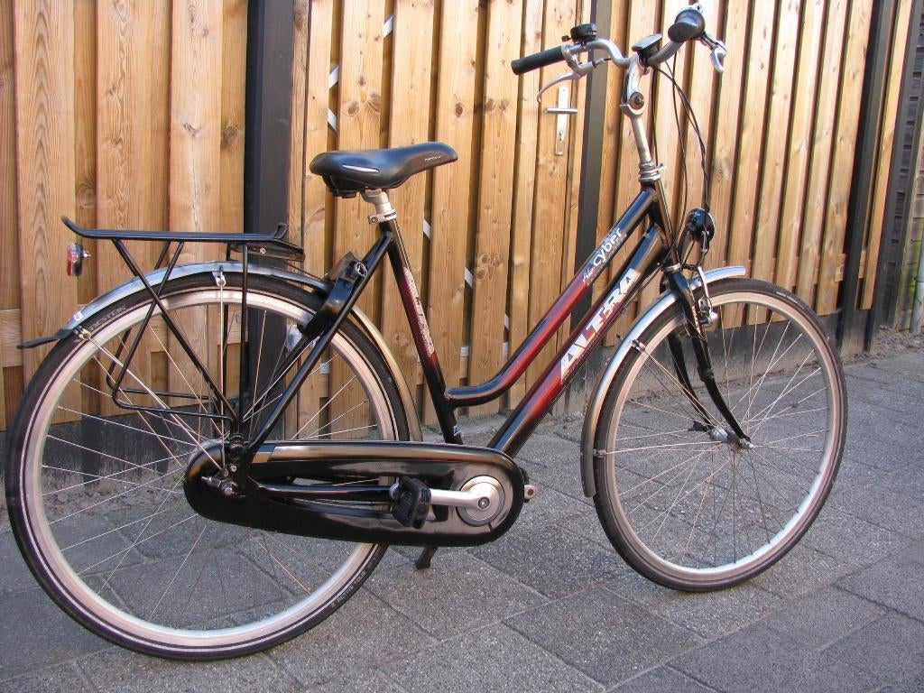 Altra Cyber sport hybride 28 inch fiets, Fietsen en Brommers, Fietsen | Dames | Damesfietsen, Versnellingen, Schijfrem, Ophalen