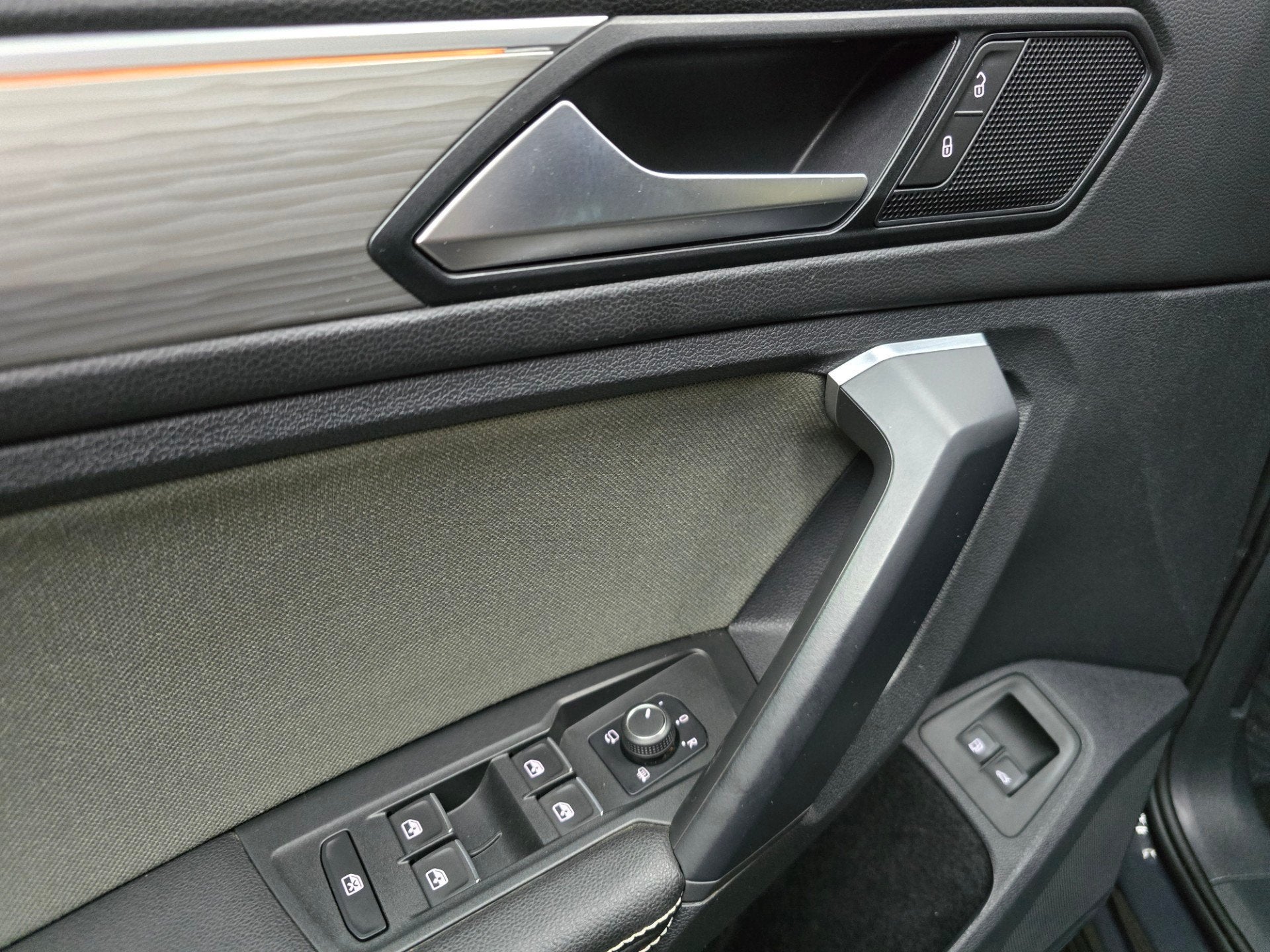 Seat TARRACO 1.4 TSI e-Hybrid PHEV Xcellence VCP Navi Camera, Auto's, Dealer onderhouden, 4 cilinders, 150 pk, Leder en Stof