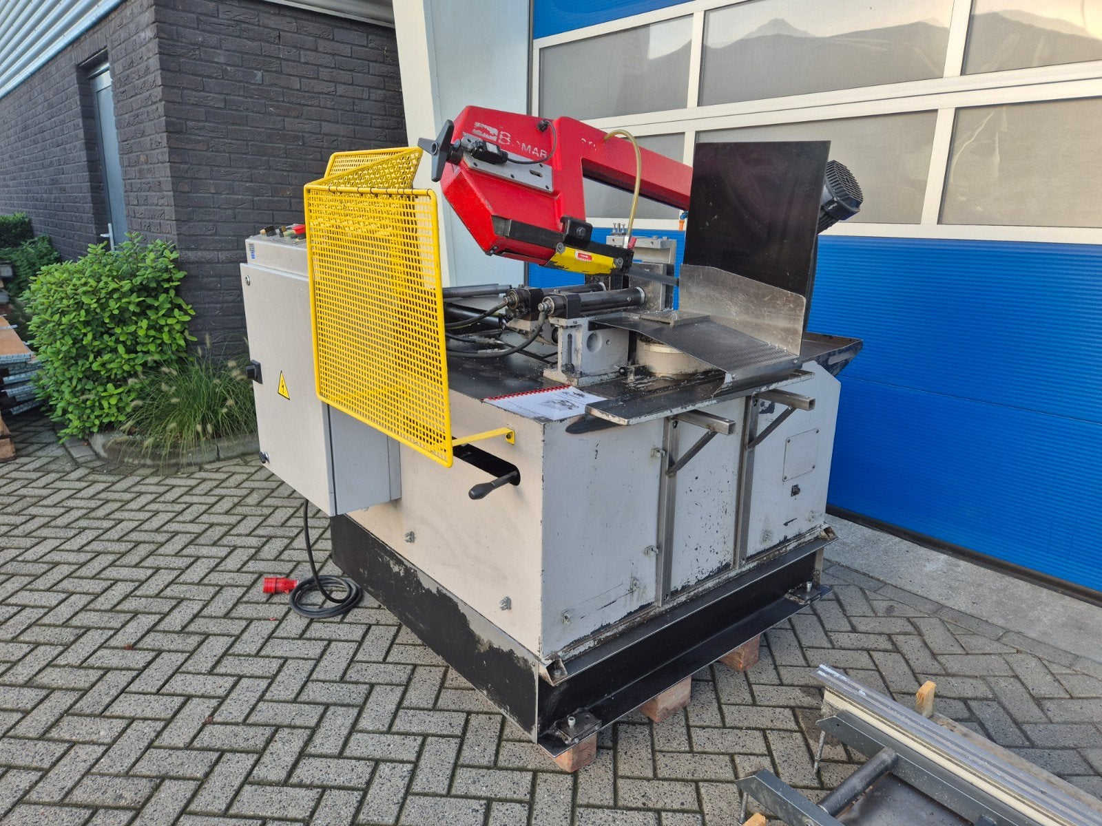 BOMAR Ergonomic 290.250 GAE Volautomatische Lintzaagmachine, Ophalen of Verzenden, BOMAR, Info@bolkmachinehandel.nl, Tsjechië