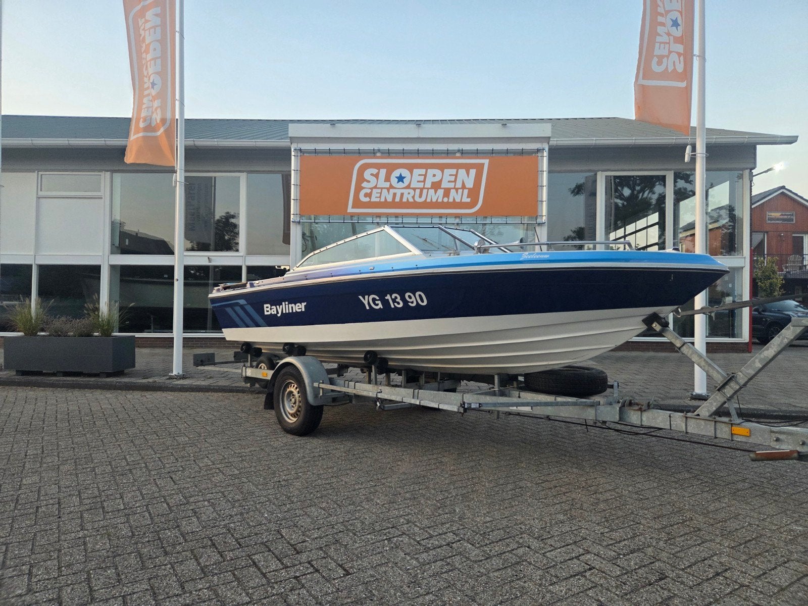 Aangeboden: Bayliner Mutiny – 2.5L MerCruiser (Topstaat, inc, Watersport en Boten, Speedboten, Ophalen, Gebruikt, Binnenboordmotor