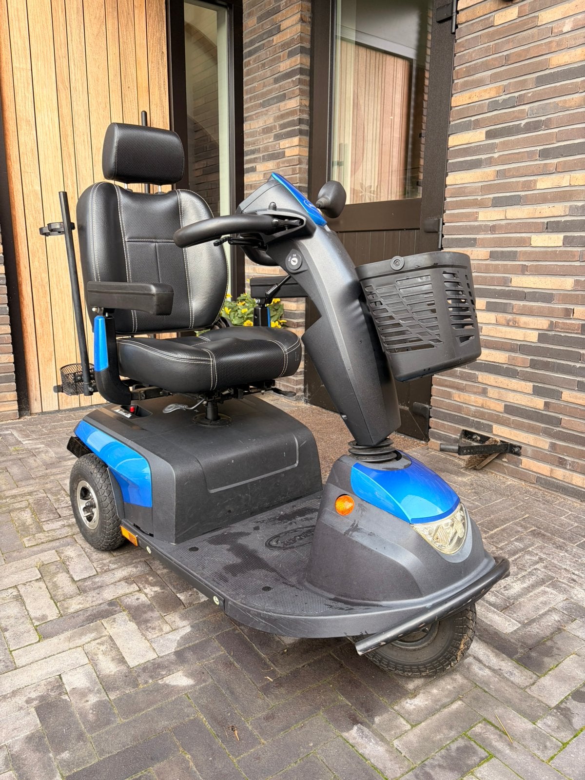 Scootmobiel Invacare Orion Pro 3W, Diversen, Brommobielen en Scootmobielen, Ophalen, 16 km/u of meer, 46 km of meer, Invacare