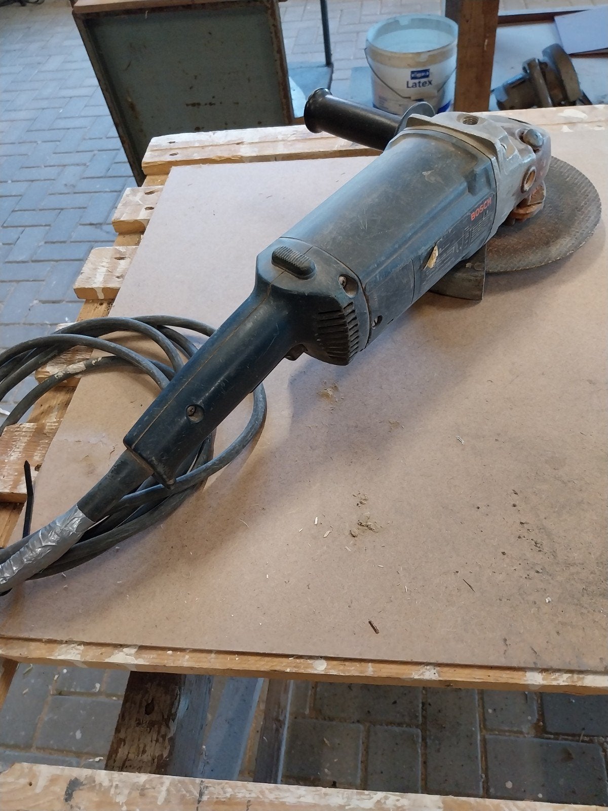 Bosch haakse slijper, Ophalen, Gebruikt