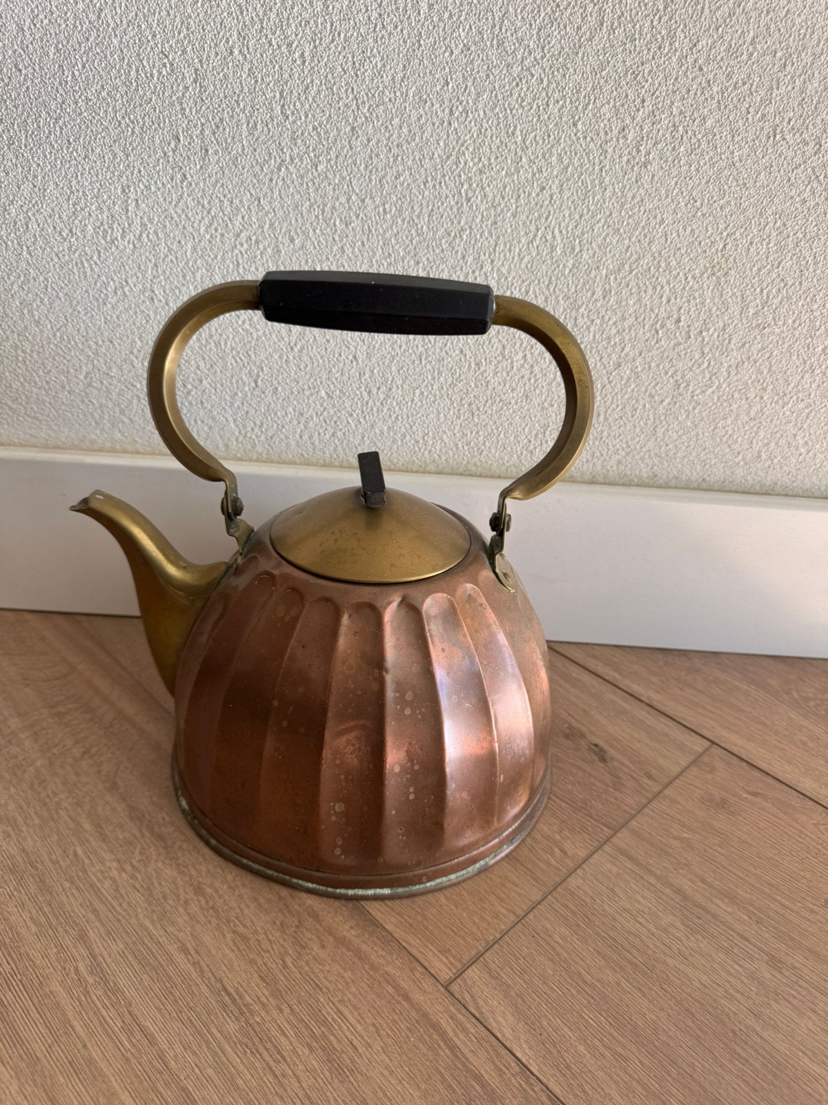 vintage koperen theeketel, Ophalen