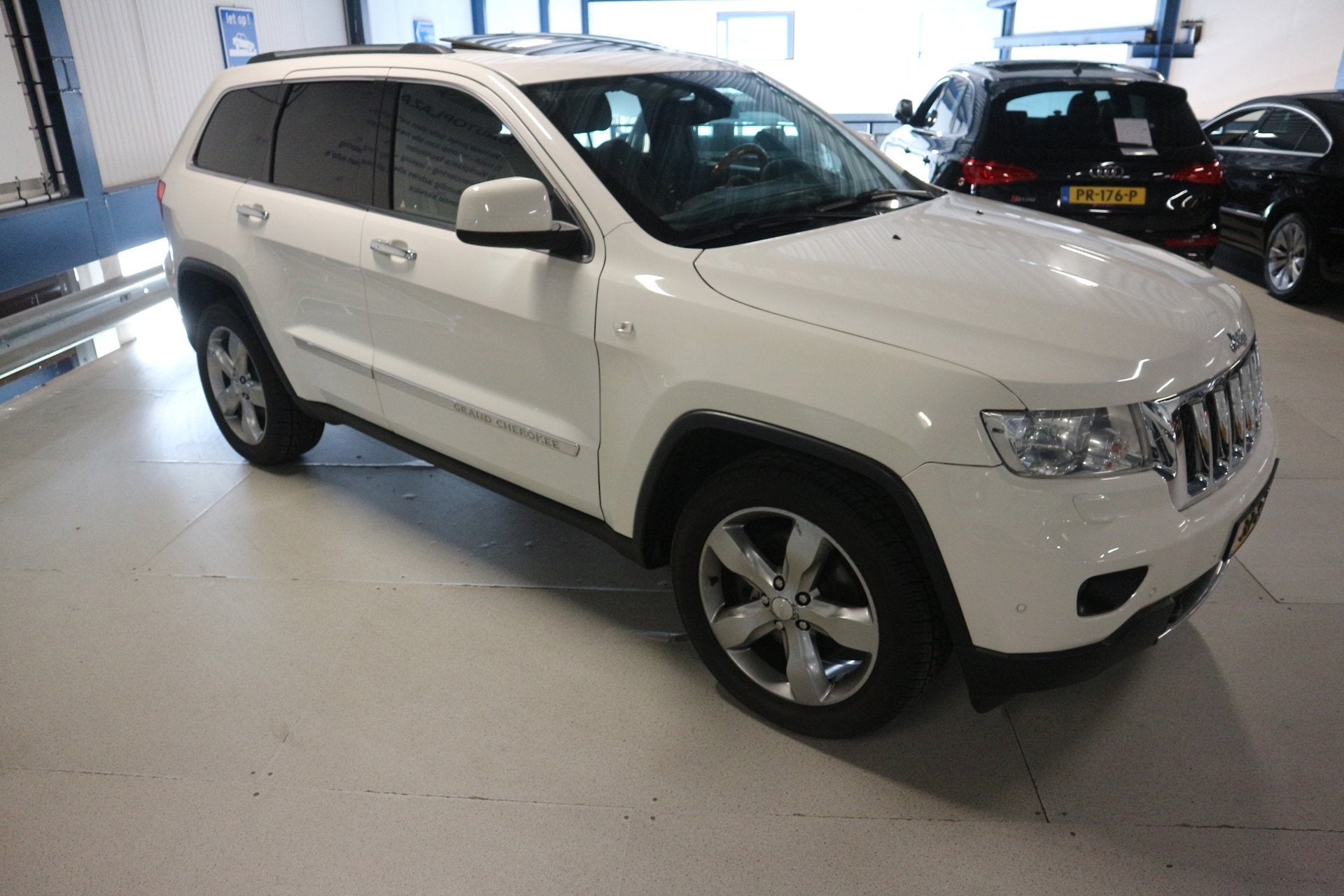Jeep Grand Cherokee 3.6 Overland / ORG NED / FULL SERVICE /, Euro 5, Wit, Bedrijf, Vierwielaandrijving