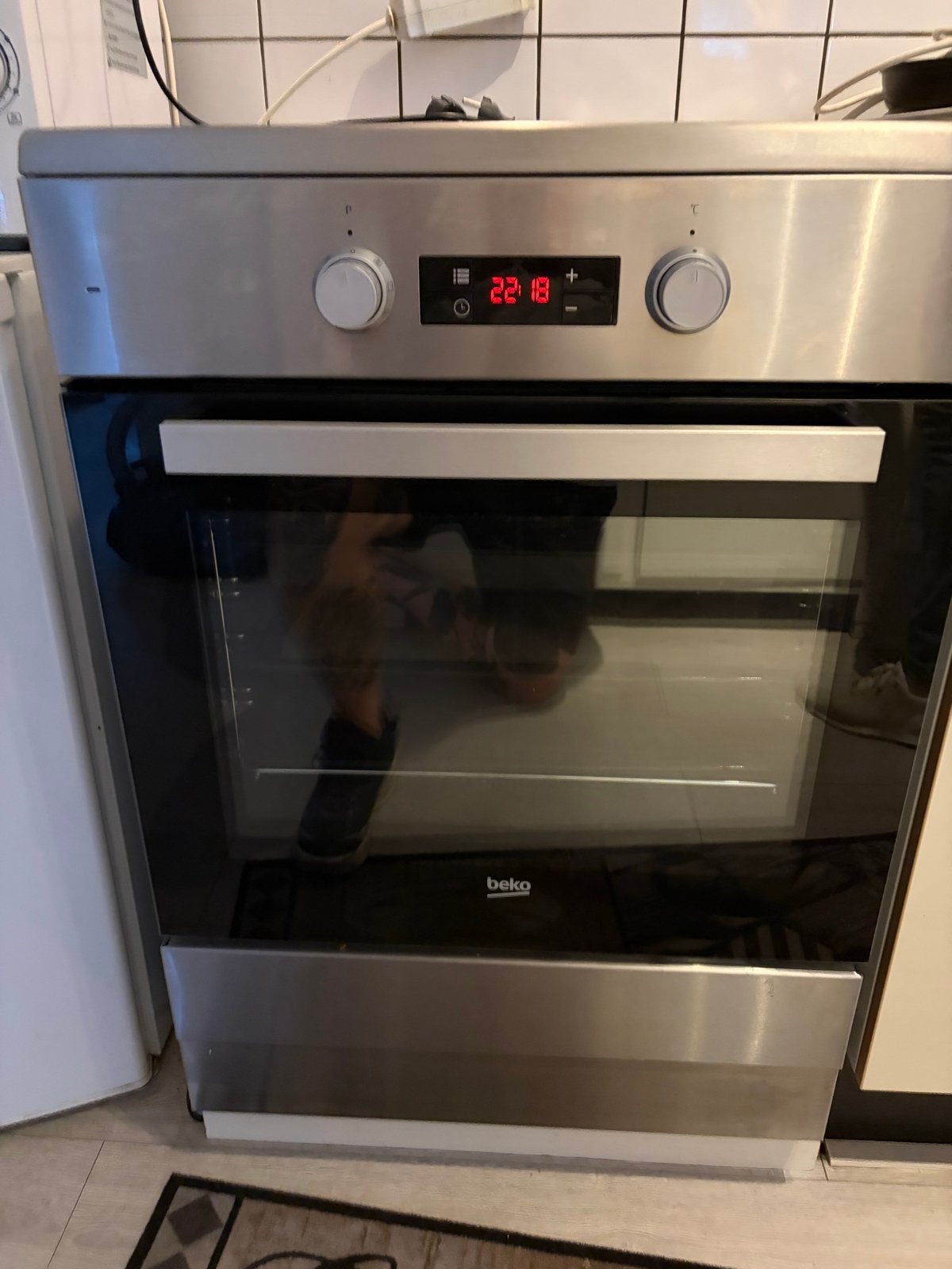 Beko Inbouw Oven met Inductie Kookplaat, Witgoed en Apparatuur, Fornuizen, Ophalen, Gebruikt, 4 kookzones, Energieklasse A of zuiniger